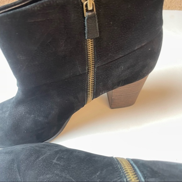 Cole Haan Black Suede Ankle Heeled Booties Size 9 - Picture 4 of 7